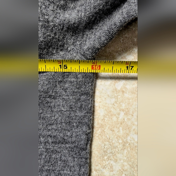 Lacoste Grey New Wool Cardigan Size Small - Picture 6 of 8